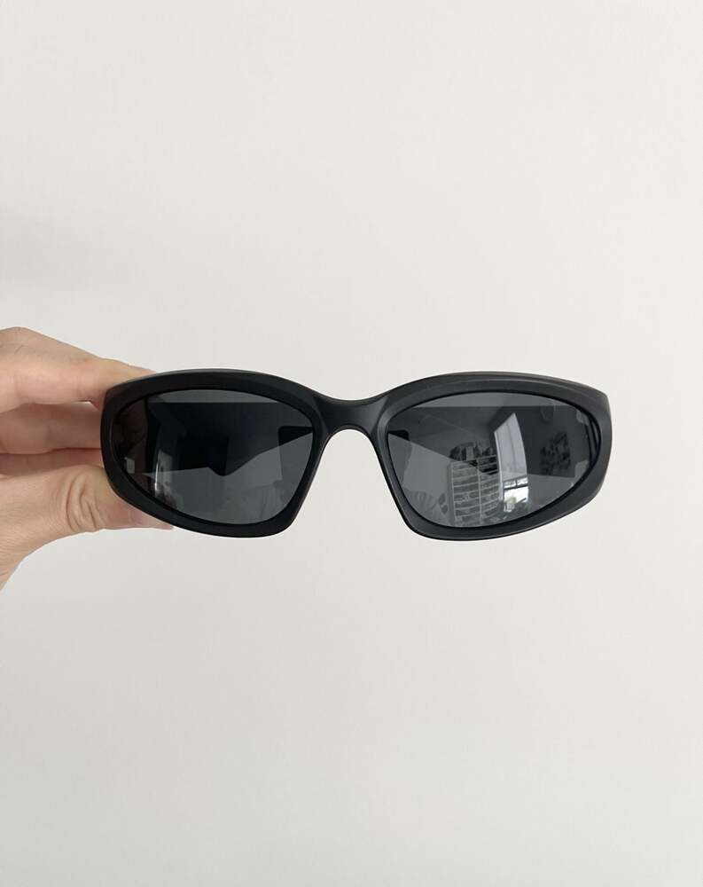 Balenciaga style sunglasses